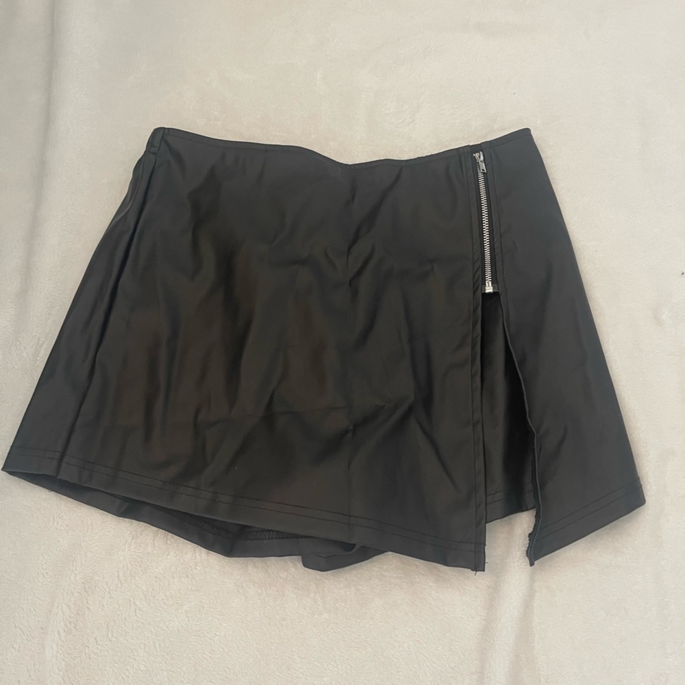 Faux Leather Skort!